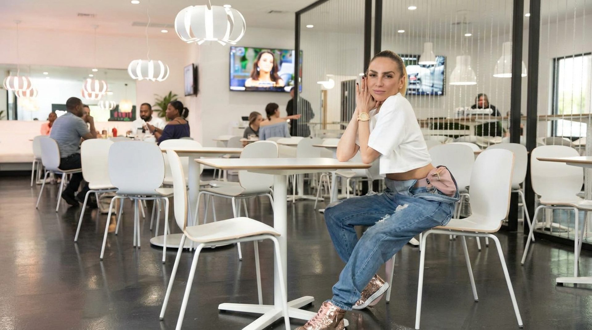 Las Vegas Weekly: big menu, bigger ambitions