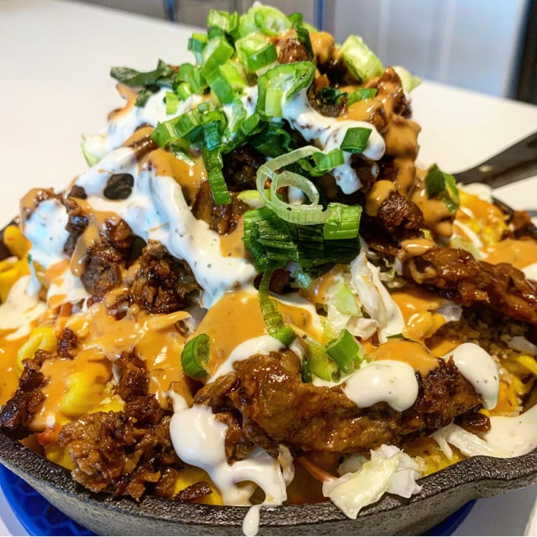 Smoky BBQ Delights: Vegan, Vegetarian, and American Options
